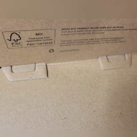 Ugg Fluff Yeah Super Fluff 9 - Picture 8 of 10